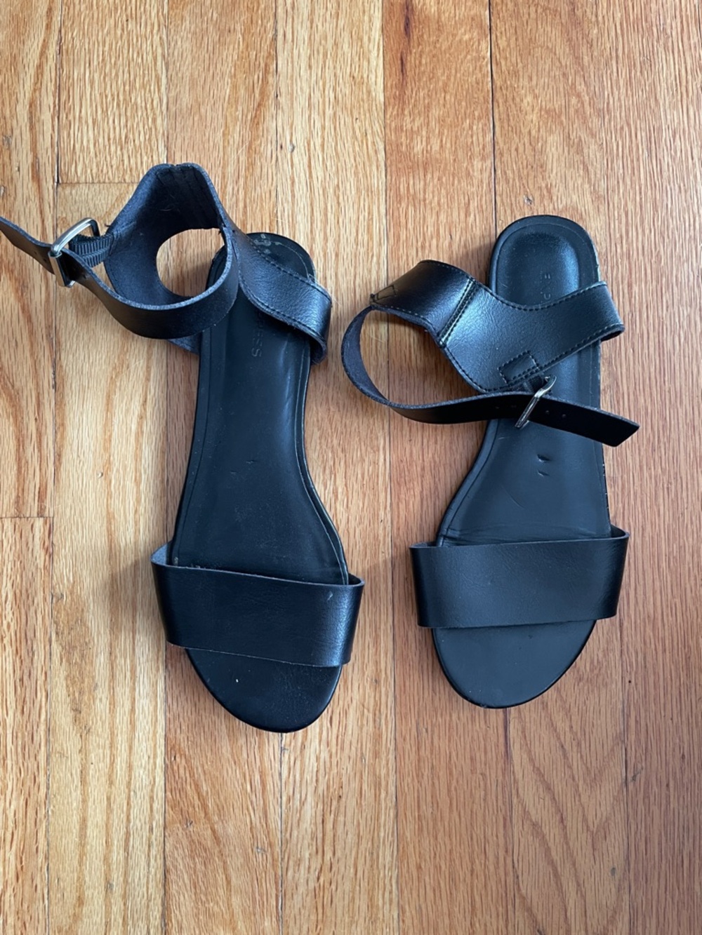 Express Sandals - Picture 2 of 5